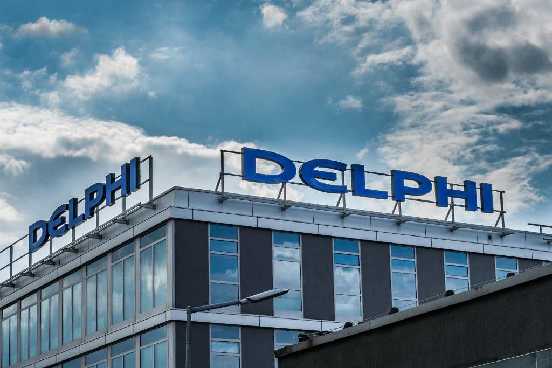Litery przestrzenne DELPHI