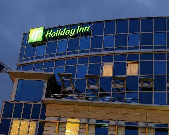 litery przestrzenne HOLIDAY INN